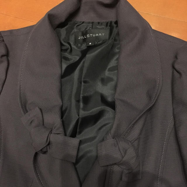 JILLSTUART(ジルスチュアート)のジルスチュアート スーツ グレー美品 レディースのフォーマル/ドレス(スーツ)の商品写真