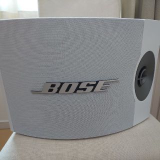 ボーズ(BOSE)のBOSE   301V-W  スピーカー(スピーカー)