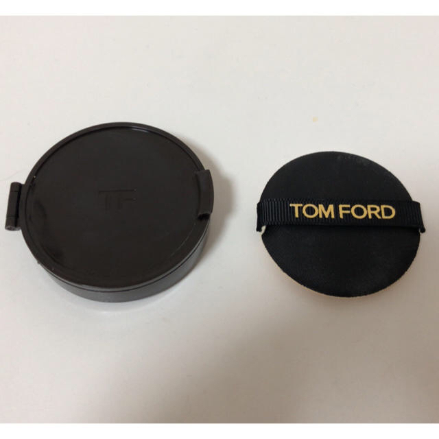 TOM FORD(トムフォード)のトムフォード クッションファンデ コスメ/美容のベースメイク/化粧品(ファンデーション)の商品写真