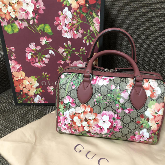 Gucci(グッチ)のGUCCI ゼラニウム 花柄 レディースのバッグ(ハンドバッグ)の商品写真