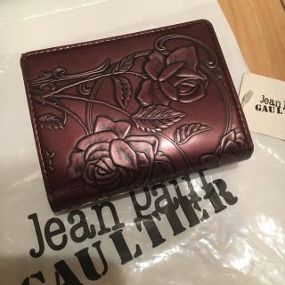 ジャンポールゴルチエ(Jean-Paul GAULTIER)の【廃盤希少】人気ニューローズ 三つ折り財布（新品）(財布)