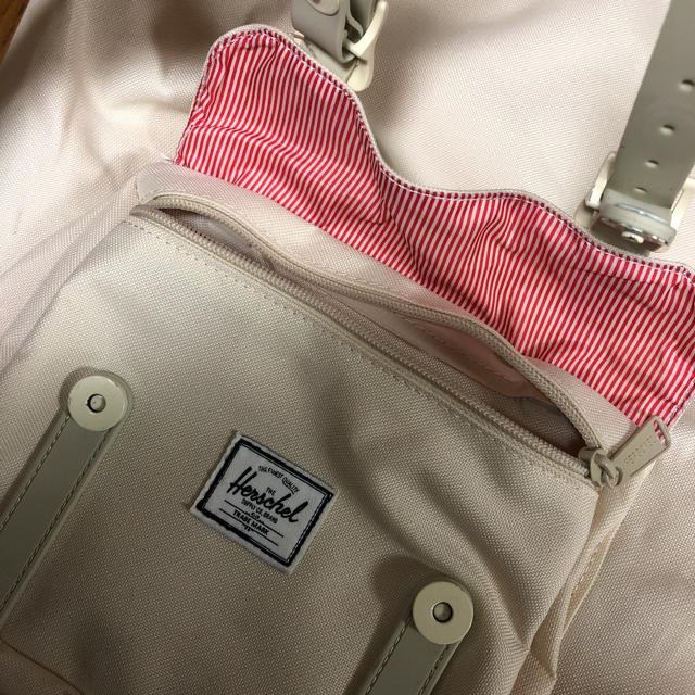 HERSCHEL(ハーシェル)のHerschel 春 リュック バックパック レディースのバッグ(リュック/バックパック)の商品写真