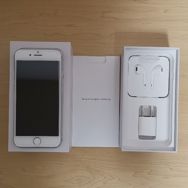 iPhone8 64GB シルバー