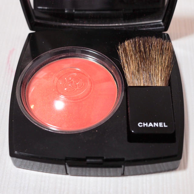 CHANEL(シャネル)のCHANEL シャネル2018年春限定チーク コスメ/美容のベースメイク/化粧品(チーク)の商品写真
