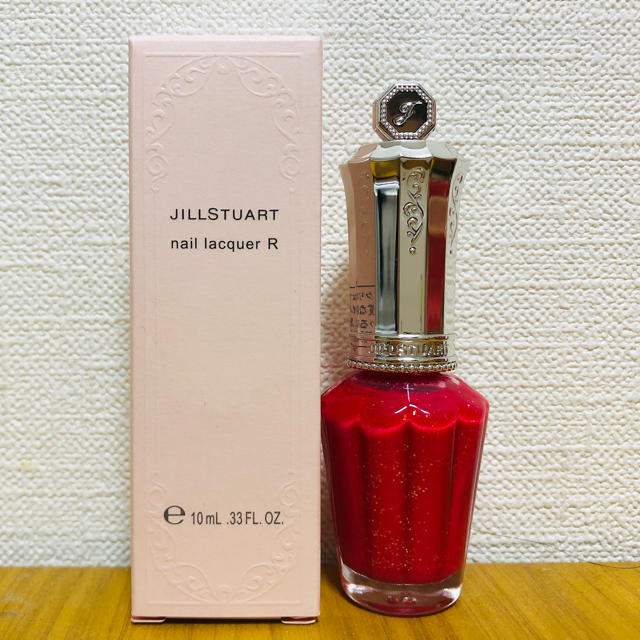 JILL by JILLSTUART(ジルバイジルスチュアート)の【未使用】(再値下げ)JILLSTUART nail lacquer R コスメ/美容のネイル(マニキュア)の商品写真