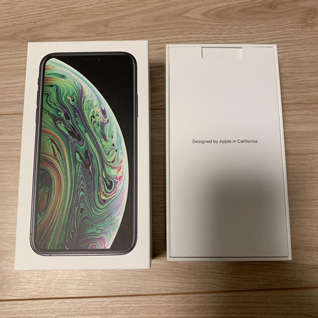 ☆iPhone XS 64GB ブラック SIMフリー 未使用品☆