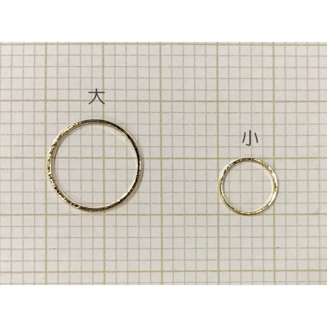 丸型のフレームパーツ 大 ゴールド 個入り A096 の通販 By Kura Ra 資材部 ラクマ