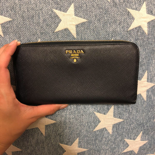 PRADA 長財布(黒)