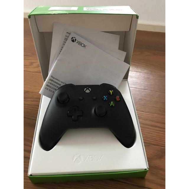 Xbox(エックスボックス)のXBOX Controller+Cable for Windows エンタメ/ホビーのゲームソフト/ゲーム機本体(家庭用ゲーム機本体)の商品写真