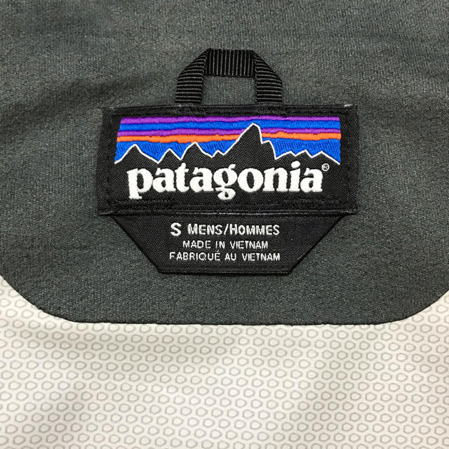 patagonia(パタゴニア)のpatagonia パタゴニア トレントシェルジャケット ブラック S メンズのジャケット/アウター(マウンテンパーカー)の商品写真