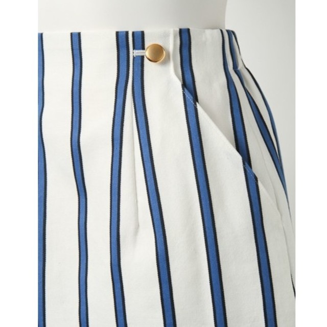 le.coeur blanc(ルクールブラン)の新品◆ルクールブラン◆ストライプブルースカート レディースのスカート(ひざ丈スカート)の商品写真