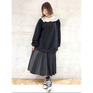 Candy Stripper - キャンディストリッパー FRILL COLLAR スウェット