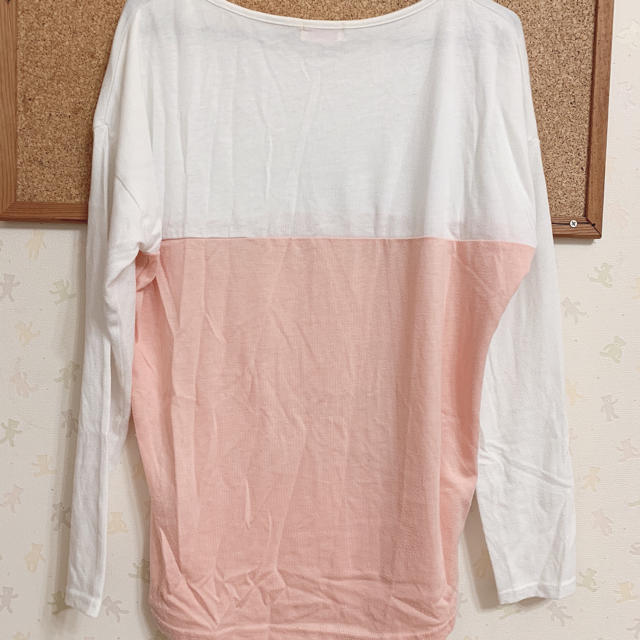 CECIL McBEE(セシルマクビー)の長袖ロゴTシャツ レディースのトップス(Tシャツ(長袖/七分))の商品写真