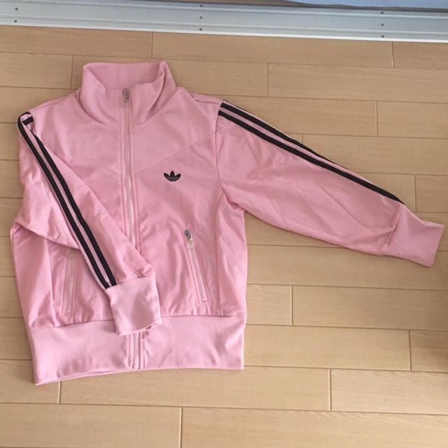 adidas(アディダス)の新品✨アディダス ジャージ上下 ピンク レディースのレディース その他(セット/コーデ)の商品写真