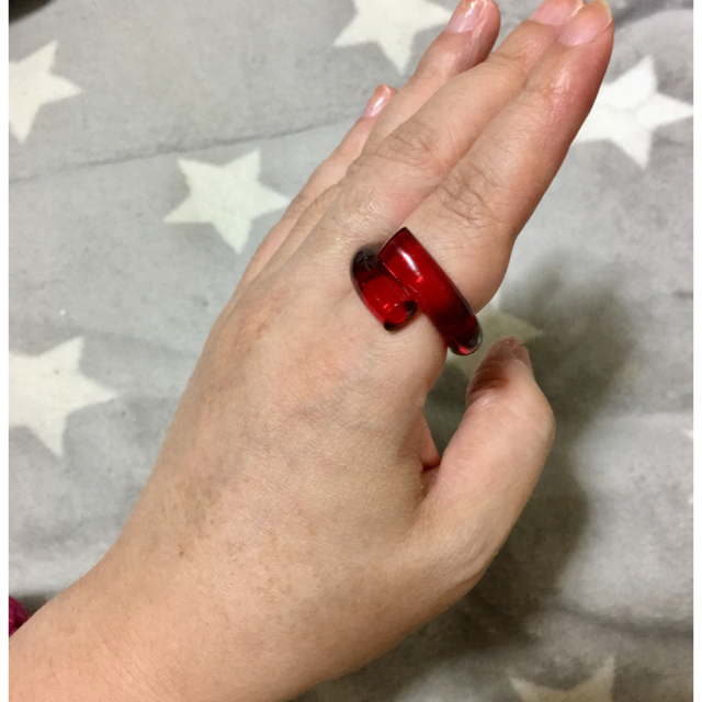 【COREY MORANIS】wrap ring クリア赤 レディースのアクセサリー(リング(指輪))の商品写真