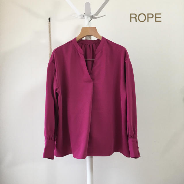 ROPE’(ロペ)のロペ スキッパーブラウス  レディースのトップス(シャツ/ブラウス(長袖/七分))の商品写真