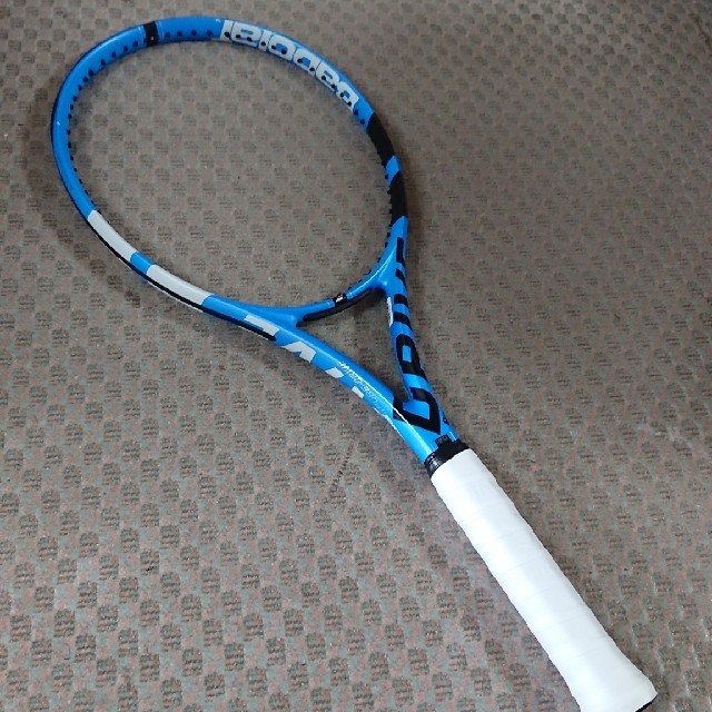 Babolat(バボラ)の本日で終了！バボラピュアドライブ G3 中古美品 グリップテープ新品 スポーツ/アウトドアのテニス(ラケット)の商品写真