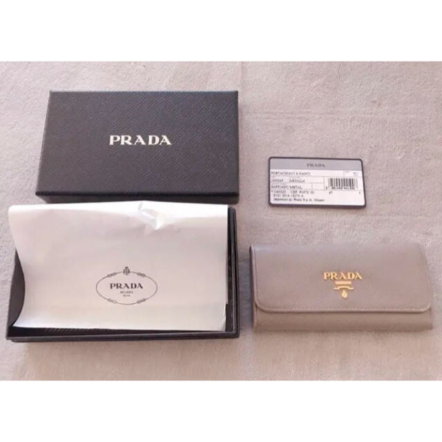 PRADA(プラダ)のPRADA 6連キーケース(1M0223) レディースのファッション小物(キーケース)の商品写真