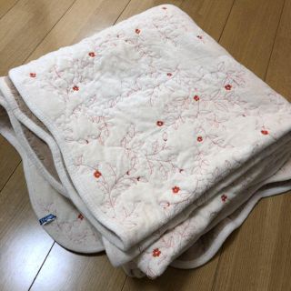 再入荷 afternoon tea カーペット | academiadevendasmb.com.br