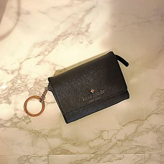 ケイトスペードニューヨーク(kate spade new york)のお値打ち価格！kate spade キーケース【中古品】(キーケース)