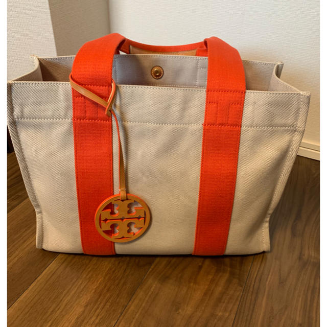 TORY BURCH