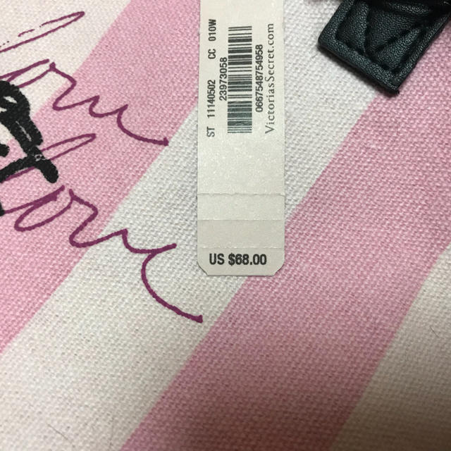 Victoria's Secret(ヴィクトリアズシークレット)のVictoria’s section バッグ 値下げ中 レディースのバッグ(ショルダーバッグ)の商品写真