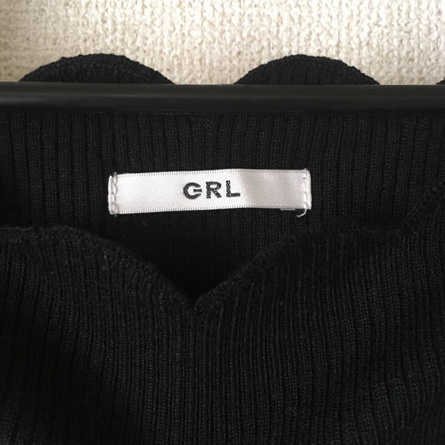 GRL(グレイル)の【新品(タグ無)】GRL スカラップトップス レディースのトップス(カットソー(長袖/七分))の商品写真