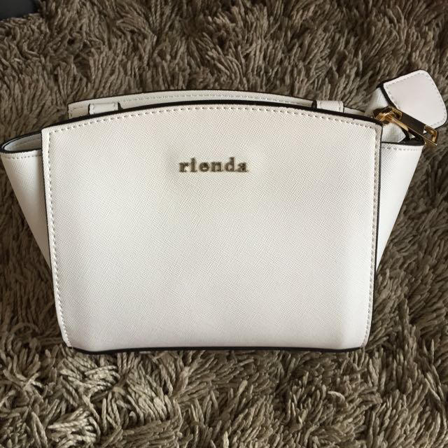 rienda(リエンダ)のrienda ポーチ レディースのバッグ(ショルダーバッグ)の商品写真