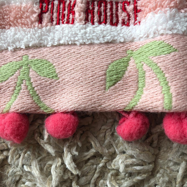 PINK HOUSE(ピンクハウス)のピンクハウス さくらんぼ ハンカチ レディースのファッション小物(ハンカチ)の商品写真