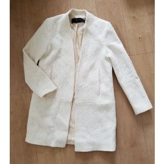 ザラ(ZARA)の入園式にも　美品　ZARA ホワイト　ジャケット　レディース(テーラードジャケット)