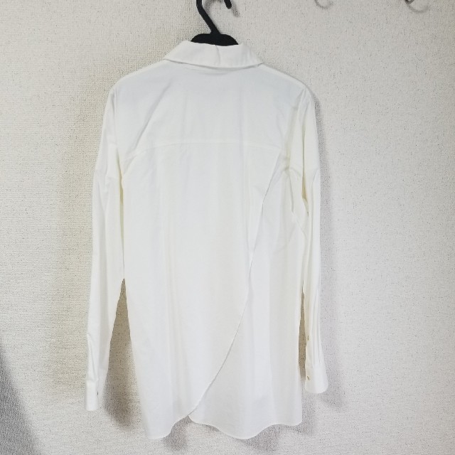 GRACE 白シャツの通販 by どっち's shop|グレースコンチネンタルならラクマ CONTINENTAL - 得価最安値