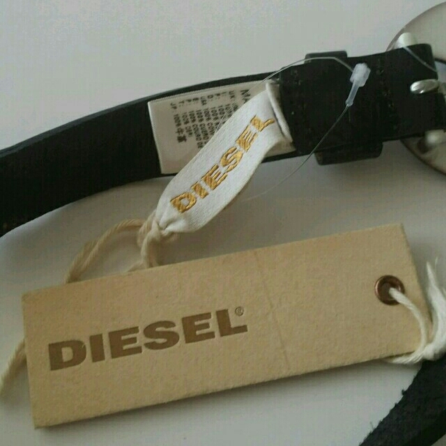 DIESEL(ディーゼル)のDIESEL    新品ベルト レディースのファッション小物(ベルト)の商品写真