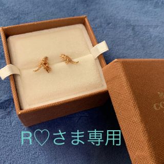 コーチ(COACH)のcoach 恐竜さんピアス(ピアス)