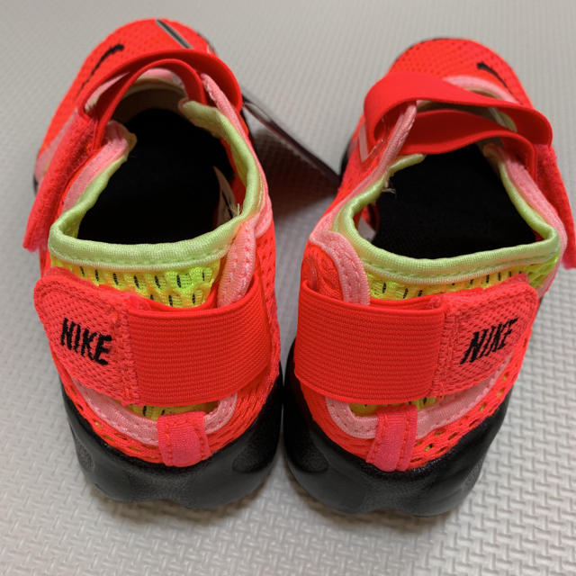 NIKE(ナイキ)の新品 17㎝ ナイキ エアリフト キッズ スニーカー キッズ/ベビー/マタニティのキッズ靴/シューズ(15cm~)(スニーカー)の商品写真