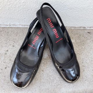 ミュウミュウ(miumiu)のmiumiu / ミュウミュウ パックストラップ パンプス サンダル(ハイヒール/パンプス)