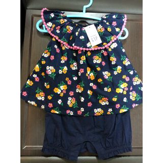 ベビーギャップ(babyGAP)の新品！baby gap花柄ロンパース(ロンパース)