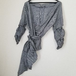 ザラ(ZARA)の【ZARA/送料込】ボリューム袖カシュクールトップス(カットソー(長袖/七分))