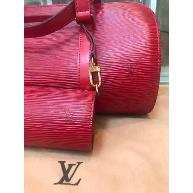 LOUIS スフロ 赤 ☆美品☆正規品の通販 by えりんぎ's shop|ルイヴィトンならラクマ VUITTON - ★ひろみ様専用★ ルイヴィトン エピ 得価爆買い