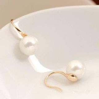 パールピアス(ピアス)