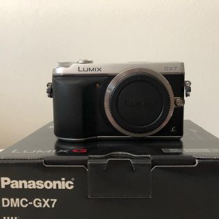 パナソニック(Panasonic)のLUMIX DMC-GX7 ボディ シルバー(ミラーレス一眼)