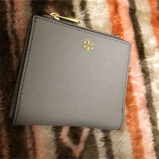 トリーバーチ(Tory Burch)のTORY BURCH トリーバーチ 二つ折り財布 グレージュ(財布)