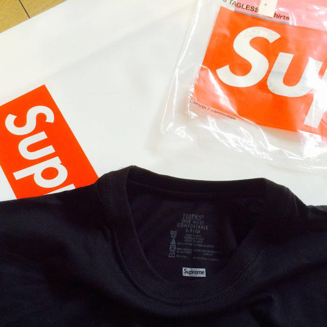 Supreme(シュプリーム)のSupreme×Hanes ロゴTシャツ レディースのトップス(Tシャツ(半袖/袖なし))の商品写真