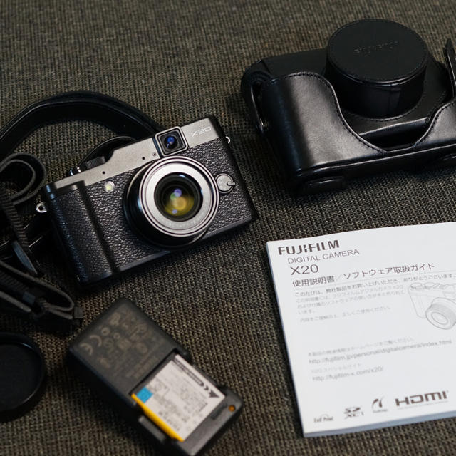 FUJIFILM X20 BLACK