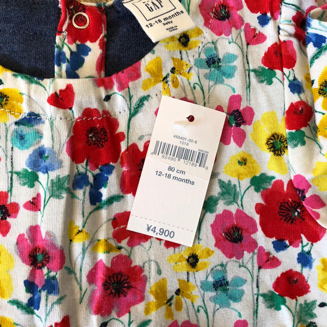 GAP(ギャップ)のフランダー様専用 12-18m 新品 未使用 ギャップ キッズ/ベビー/マタニティのベビー服(~85cm)(ロンパース)の商品写真