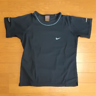 ナイキ(NIKE)のナイキ　スポーツウェア　レディース　Ｓ(ウェア)