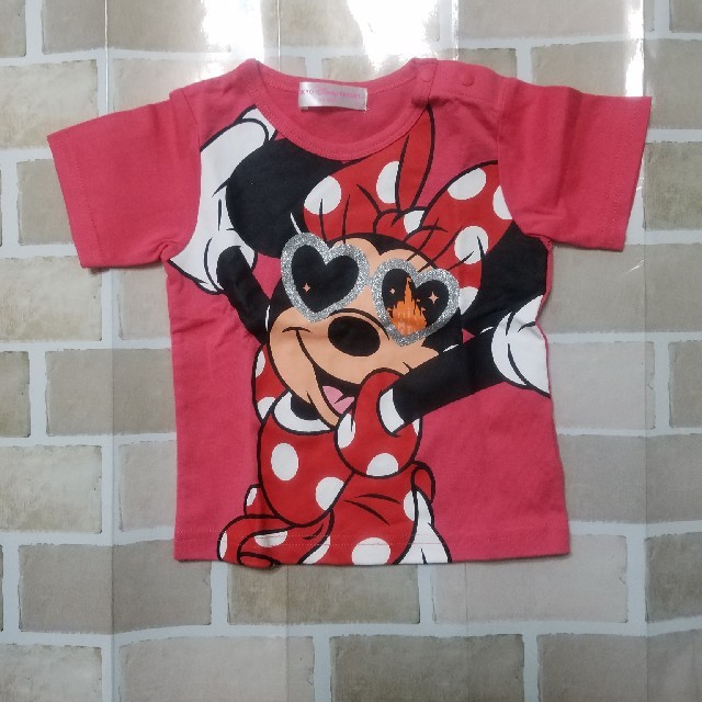 Disney(ディズニー)のディズニーTシャツ キッズ/ベビー/マタニティのベビー服(~85cm)(Ｔシャツ)の商品写真