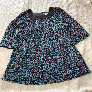 ベベ(BeBe)のBeBe 花柄 チュニック 140(Tシャツ/カットソー)