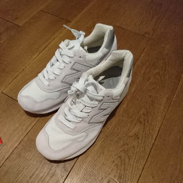 New Balance(ニューバランス)の新品 限定 ニューバランス M1400 24.5cm オフホワイト ガムソール レディースの靴/シューズ(スニーカー)の商品写真