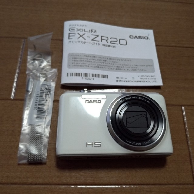 CASIO EXILIM デジカメ 1