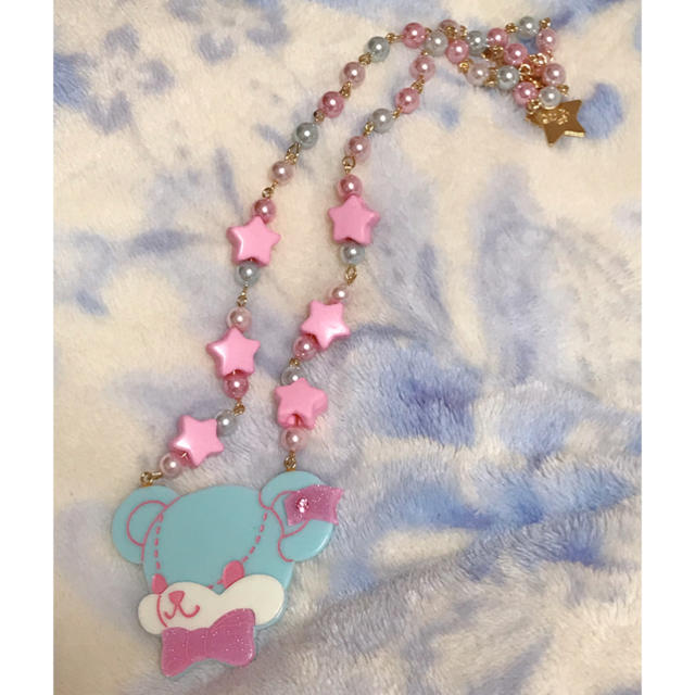 Angelic Pretty(アンジェリックプリティー)のはにかみベアーフェイスネックレス♡サックス レディースのアクセサリー(ネックレス)の商品写真